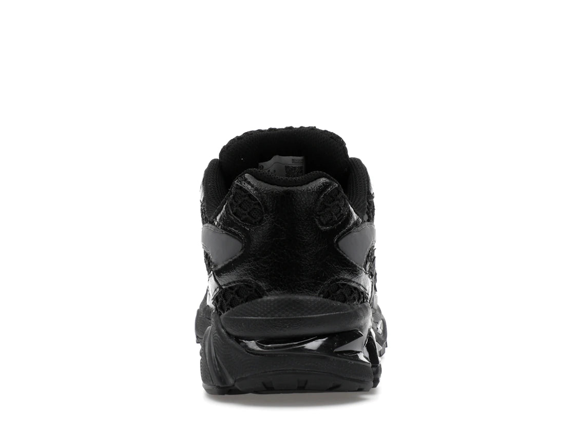 Bravest Studios Kross Kountry Runner Triple Black