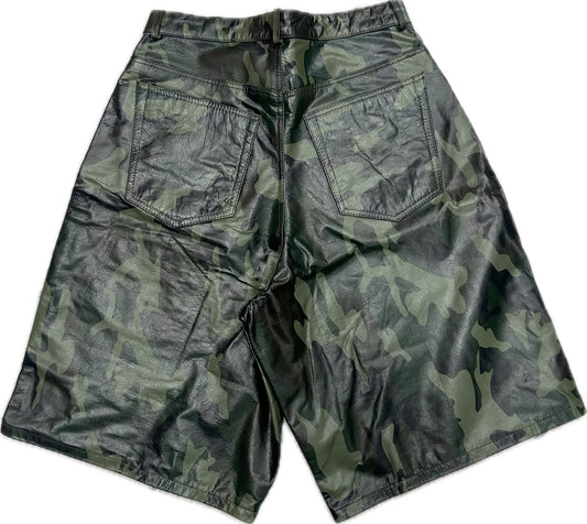 GV GALLERY BARRACK LEATHER CAMO SHORTS